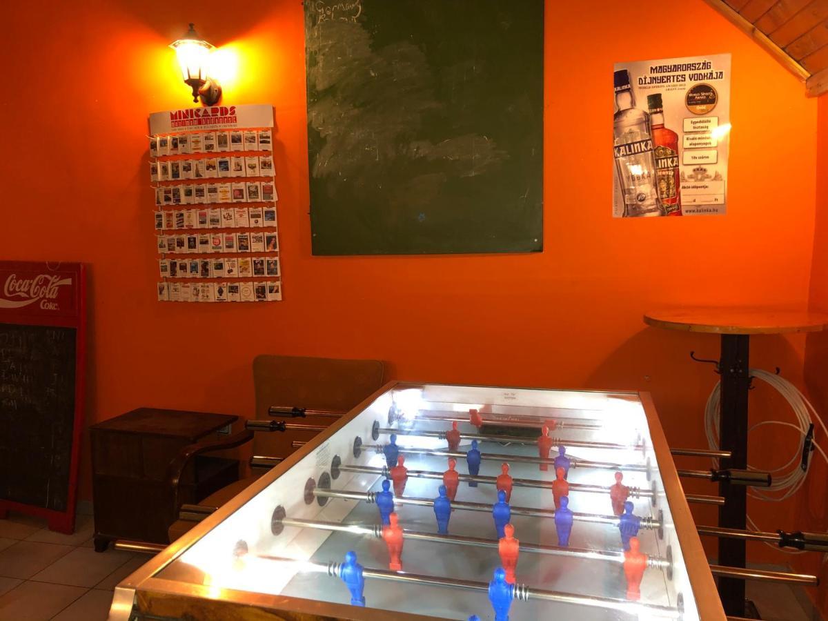 Whole Basemenet Former Pub4 Stag Do/Hen Party Budapeszt Zewnętrze zdjęcie