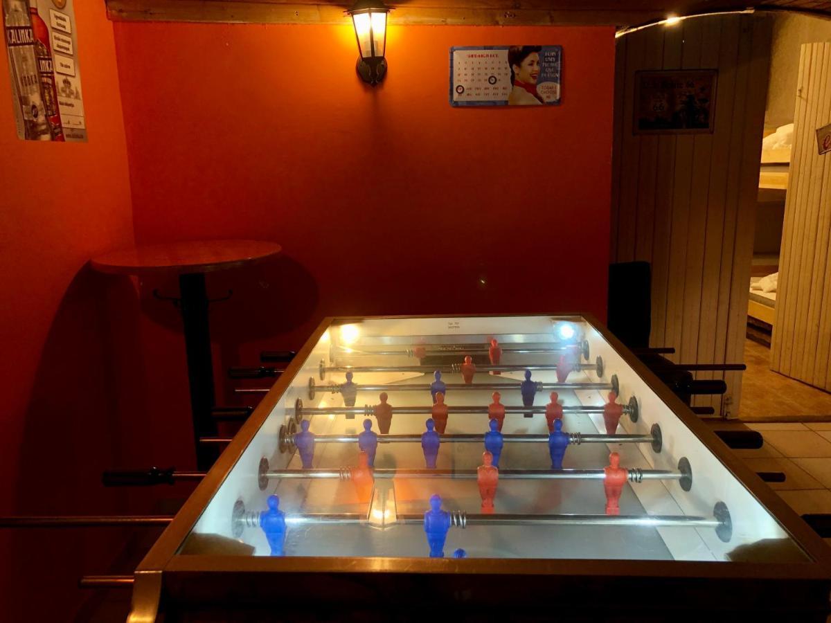 Whole Basemenet Former Pub4 Stag Do/Hen Party Budapeszt Zewnętrze zdjęcie