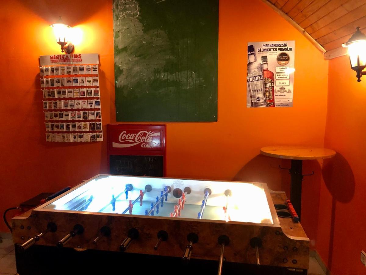 Whole Basemenet Former Pub4 Stag Do/Hen Party Budapeszt Zewnętrze zdjęcie
